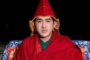 Tôn Ảnh: Đức H.H 17th Kadam Kyabje Dongchen Chotrul Rinpoche